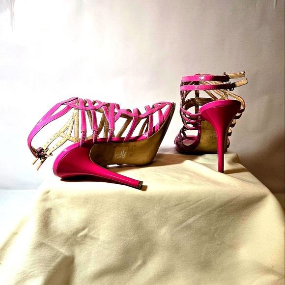 GUESS - Pink strappy Stiletto - size 8 - lightly worn, great condition - Picture 3 of 4